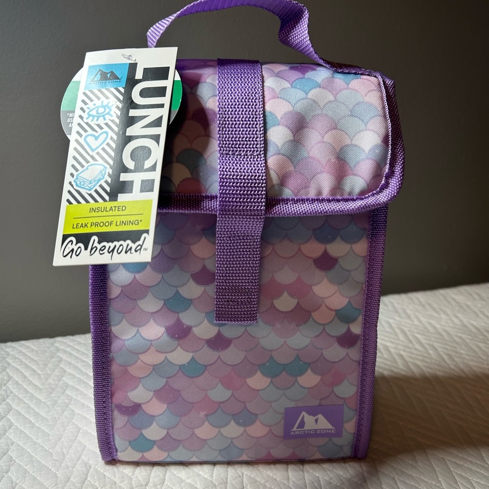 Arctic zone lunchbox, lavender color, new with tags‎